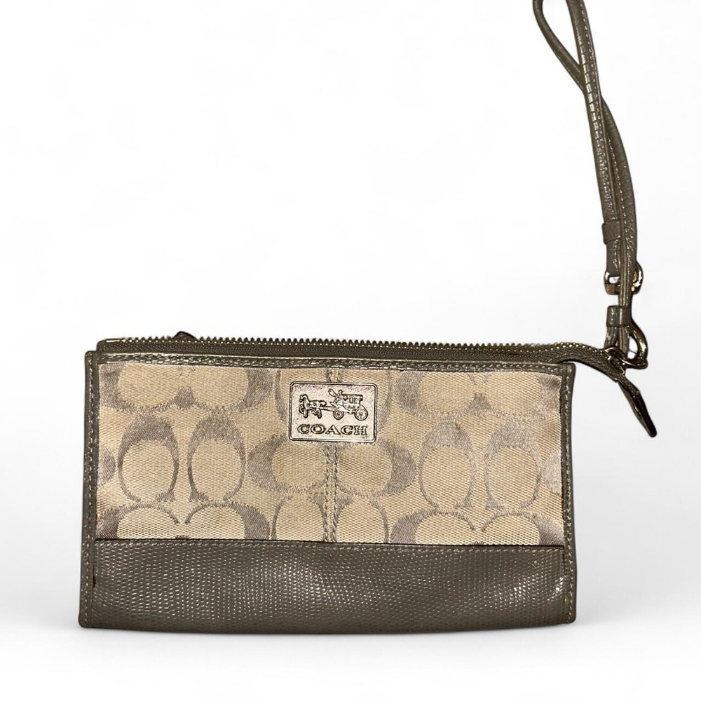 Coach signature canvas wristlet wallet in gray with patent leather trim